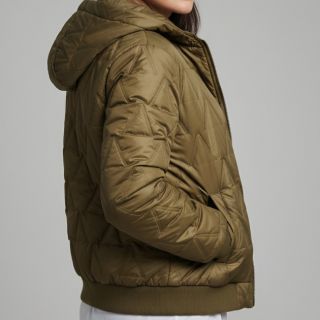 Steppelt anyag Triangle olive