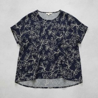 Dupla géz/muszlin EMBROIDERY Climbing flowers navy