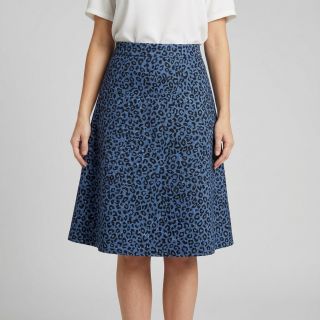 JEANS Punched Animal design A