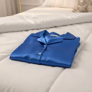 Szatén cobalt