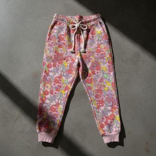 Szabadidő anyag Abstract flowers pink digital print