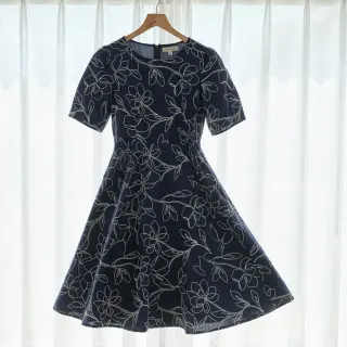 Viszkóz lenvászonnal EMBROIDERY Flower Danielle navy