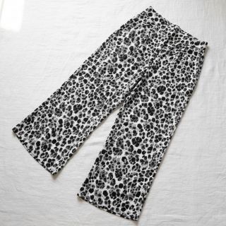 Viszkóz SATIN Animal skin black digital print