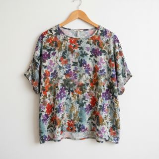 Viszkóz SATIN Flowie Kin off white digital print