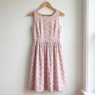 Pamutvászon Fine flowers purple