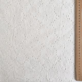 Pamutvászon EMBROIDERY 2 side Camelia