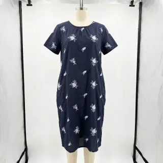 Pamutvászon VOILE EMBROIDERY Flowers navy