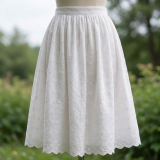 Pamutvászon EMBROIDERY TWO-SIDE SCALLOP Verena white