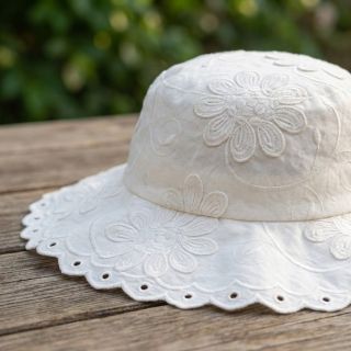 Pamutvászon EMBROIDERY Bellagio off white