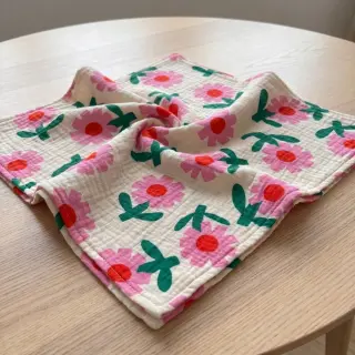 Dupla géz/muszlin Flowers natural/pink by JENNIFER BOURON ORGANIC
