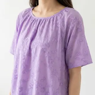 Pamutvászon EMBROIDERY Catchy leaves purple