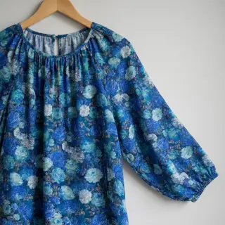 Viszkóz RAYON POPLIN Flower sea design B