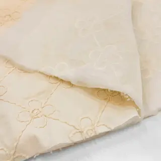 Steppelt anyag Flower design offwhite