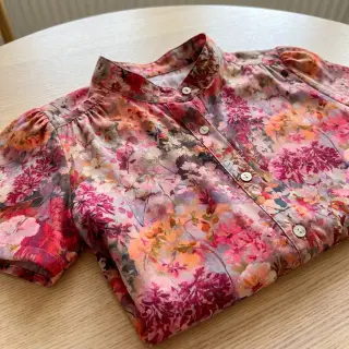 Viszkóz RAYON POPLIN Blossoms design A