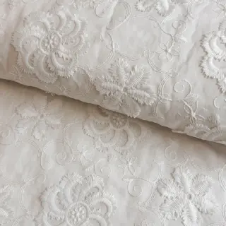 Pamutvászon EMBROIDERY Catchy Flowy white