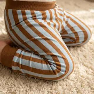 Szabadidő anyag Stripes by JENNIFER BOURON blue brown ORGANIC