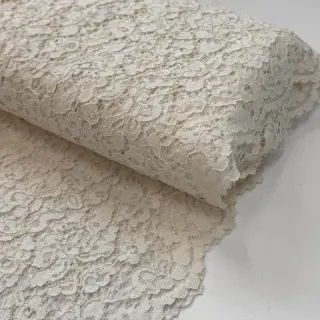 Csipke Scallop off white