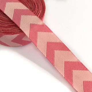 Szalag Chevron light pink