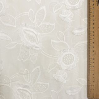Pamutvászon EMBROIDERY Catchy Swingy off white
