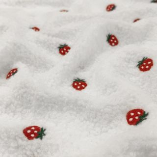 Kabát anyag TEDDY EMBROIDERY Strawberries off white